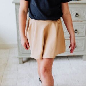 SweetHoney flair skort - khaki NWT